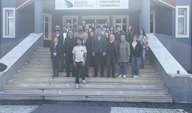 Altundal mezun olduğu okulda derse katıldı