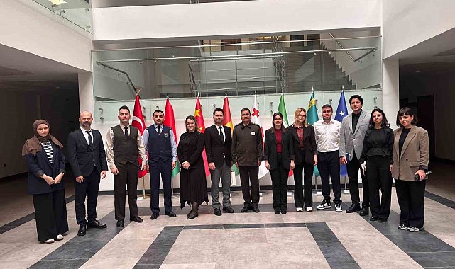 Anadolu Üniversitesi TÖMER'den İstanbul'da kurumsal ziyaretler