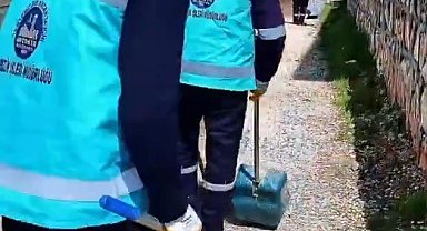 Antakya Belediyesi, Suvatlı Mahallesi'nde temizlik çalışmalarını sürdürüyor
