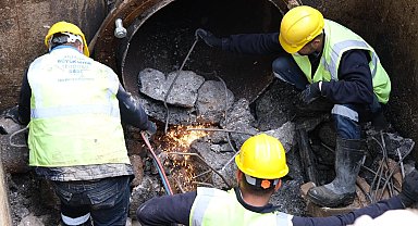 Antalya'da 35 yıllık ana hat vana yenilendi