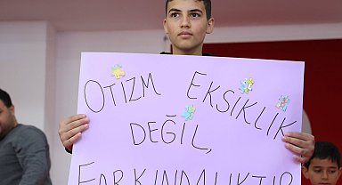 Antalya'da otizm farkındalığı için anlamlı etkinlik