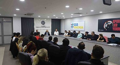 Antrenörlerle değerlendirme toplantısı düzenlendi