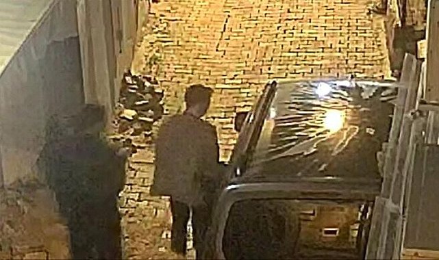 Araçlara dadanan hırsızlar, 35 kamera incelenerek yakalandı