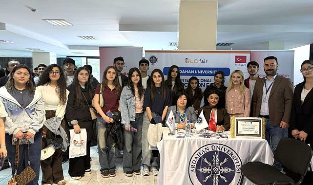 Ardahan Üniversitesi Azerbaycan'daki Uluslararası Eğitim Fuarında tanıtıldı