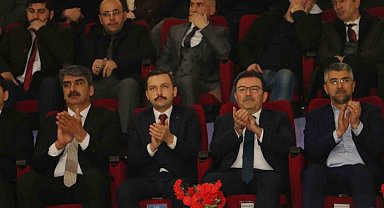 Aşkale'de 23 Nisan coşkusu