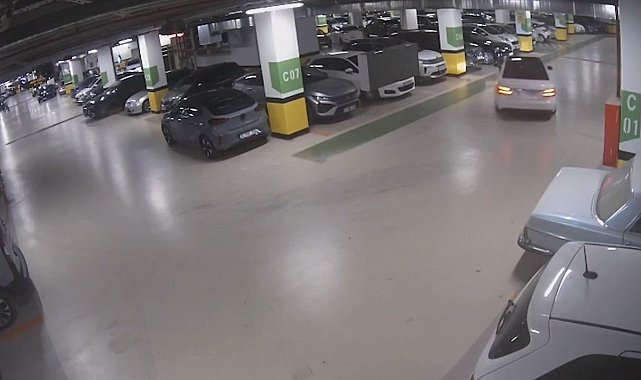 AVM otoparkında drift yapan 5 sürücüye 700 bin lira ceza, aynı suçu işleyen sürücü ehliyetinden oldu
