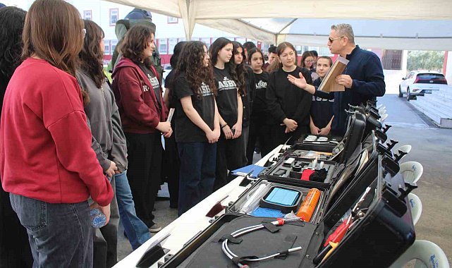 Aydın'da liseli gençlere jandarma okulları tanıtıldı