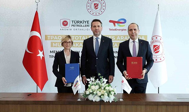 Bakan Bayraktar: "Ülkemizin enerjideki tam bağımsızlık yürüyüşüne güç katmaya devam edeceğiz"
