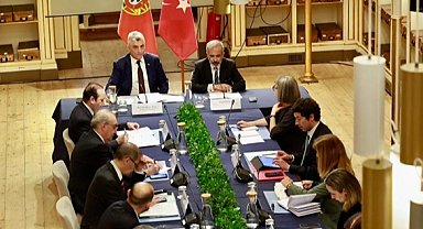 Bakan Bolat, Portekiz'de Dışişleri Bakanı Rangel ile görüştü