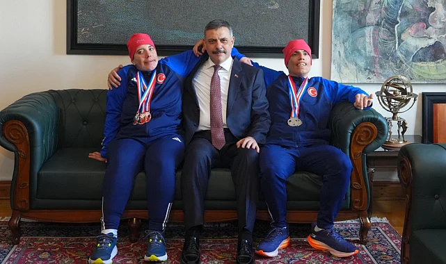 Bakan Çiftçi otizmli sporcuların dünya başarısını kutladı