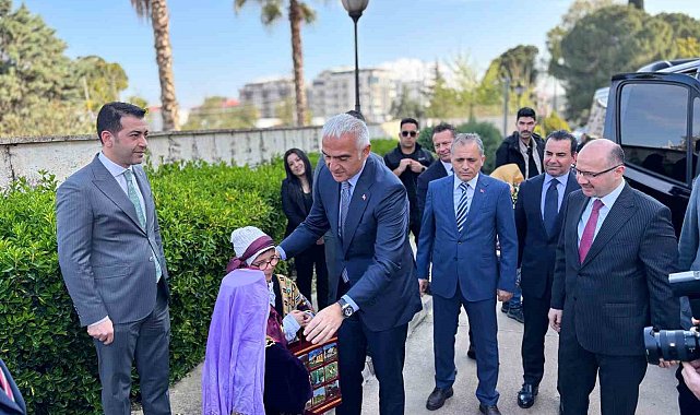 Bakan Ersoy: "2025 yılında 27 ülkede gerçekleştirdiğimiz dijital reklam kampanyalarıyla 4,9 milyon gösterim sağladık"