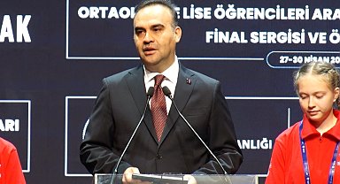 Bakan Kacır: "Türk gençliği, tam bağımsız ve müreffeh Türkiye'yi kararlılıkla inşa edecektir"