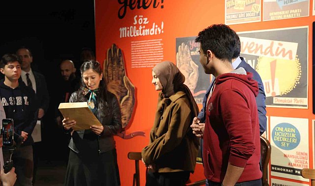 Bakan Tekin'den, Fadime öğretmene doğum günü sürprizi
