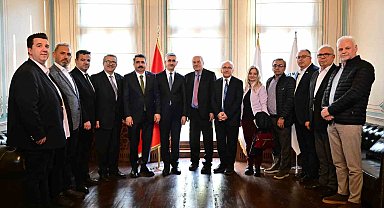 Balkanlarla göbek bağımız var