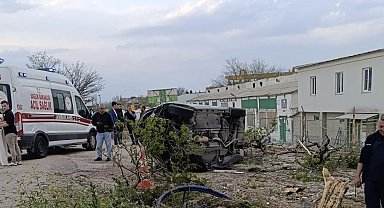 Bandırma'da takla atan otomobil sürücüsü yaralandı