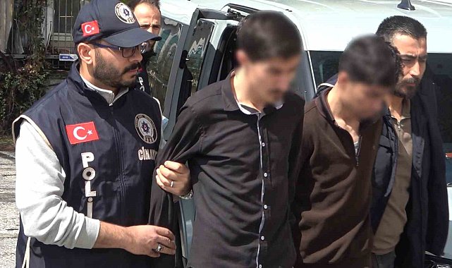 Bardağı taşıran son damla motosiklet oldu: Babalarını canice öldüren iki kardeş adliyeye sevk edildi