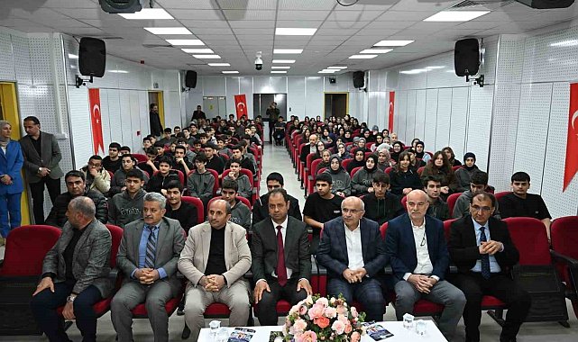 Başkan Er: "Malatya küllerinden doğdu"