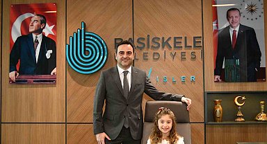 Başkanlık koltuğu 23 Nisan'da öğrenciye emanet edildi