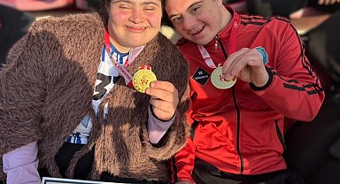 Bayburt Özel Eğitim Uygulama Okulu öğrencileri Türkiye şampiyonu oldu