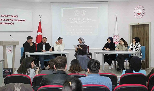 Bayburt'ta genç çiftlere yönelik aile temalı etkinlik düzenlendi