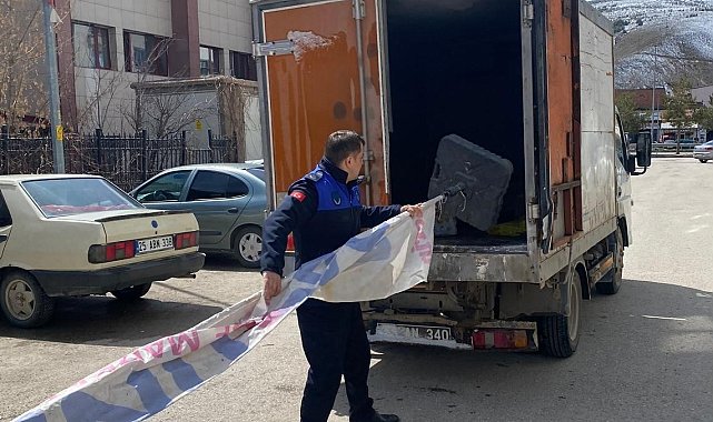 Bayburt'ta kaldırım işgallerine yönelik denetimler sürüyor