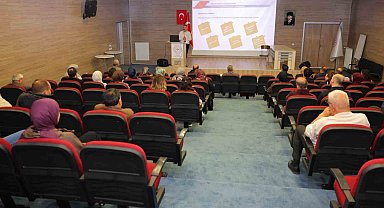 Bayburt'ta sağlık personeline iş sağlığı ve güvenliği eğitimi verildi