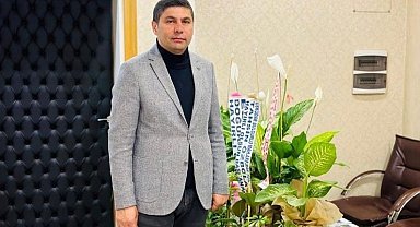 Belediye başkanının sekreterine satırla saldırı: 1 yaralı