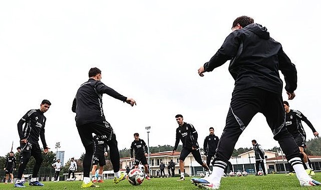 Beşiktaş kondisyon ve taktik çalıştı