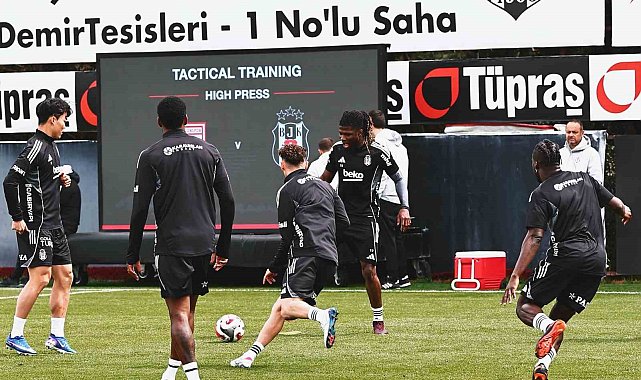 Beşiktaş kondisyon ve taktik çalıştı