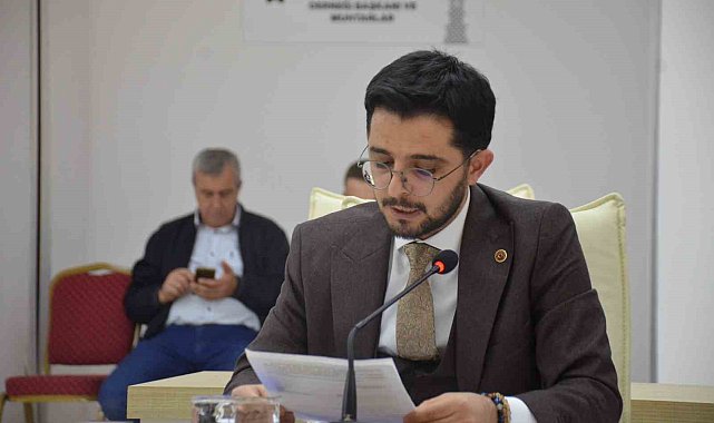 Bilecik Belediye Meclisi'nde 'Şehir İçi Toplu Taşıma Yönetmeliği' tartışmas