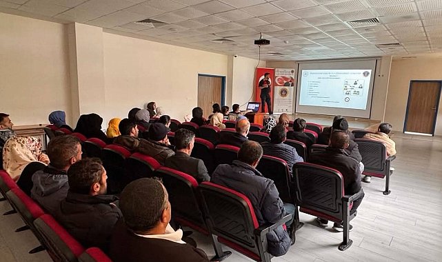 Bingöl'de öğrenci ve velilere şiddetle mücadele eğitimi