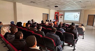 Bingöl'de öğrenci ve velilere şiddetle mücadele eğitimi