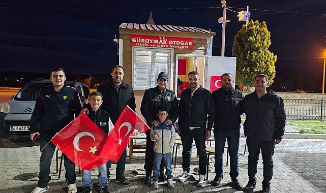 Bitlis'te kavga ihbarına gelen polislere pastalı sürpriz