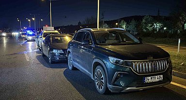 Bolu'da ani fren yapıp kaçan sürücü, zincirleme kazaya neden oldu: 3 yaralı