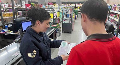 Bolvadin'de jandarma vatandaşlara kadına şiddetle mücadeleyi anlattı