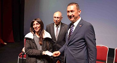 Bor'da 'İyileştiren Kütüphane' temasıyla Kütüphane Haftası kutlandı