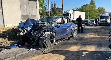 Bornova'da feci kaza: 1 ölü, 7 yaralı