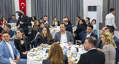 Bornova'da tekstil mühendislerinden güçlü mesaj