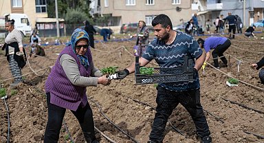 Bornova'da umut toprakla büyüyor