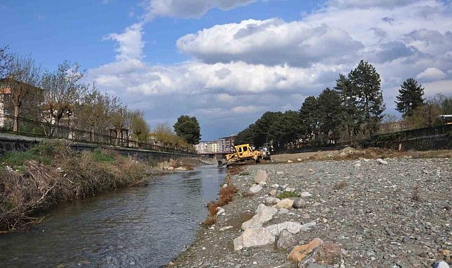 Boyabat'ta taşkın riskini azaltan çalışma