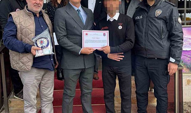 Bozüyük Açık Ceza Evi'ndeki hükümlüden örnek davranış