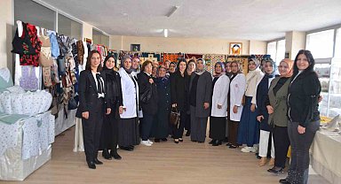 Bulanık'ta kadınların el emeği göz nuru görücüye çıktı