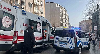 Burdur'da elektrikli bisiklet ile otomobil çarpıştı: 1 yaralı