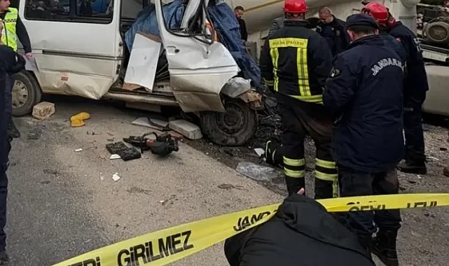 Burdur'da feci kaza: 7 ölü, 3 yaralı