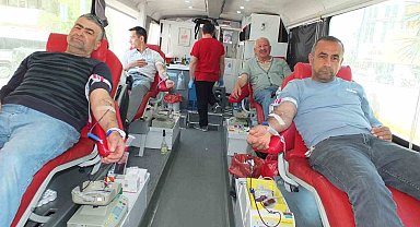 Burhaniyeliler kan bağışını sevdi