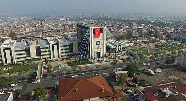 Bursa Büyükşehir Belediyesi'nde ödemeler durduruldu izinler iptal edildi