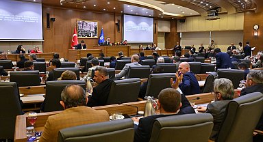 Bursa Büyükşehir Belediyesi'nin 2025 yılı faaliyetlerine oy çokluğu onay