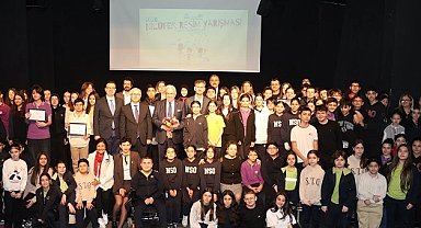 Bursa Nilüfer'in hikayesi çocukların fırçasında hayat buldu