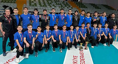 Bursa voleyboluna İnegöl Belediyespor imzası