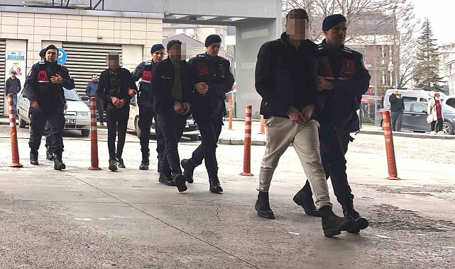 Bursa'da 7 bağ evini soyan şüpheliler JASAT'tan kaçamadı
